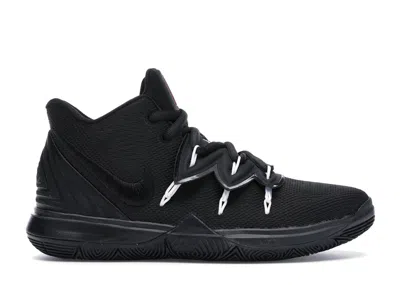 Pre-owned Nike Kyrie 5 Red Carpet Sneakers In Black/white