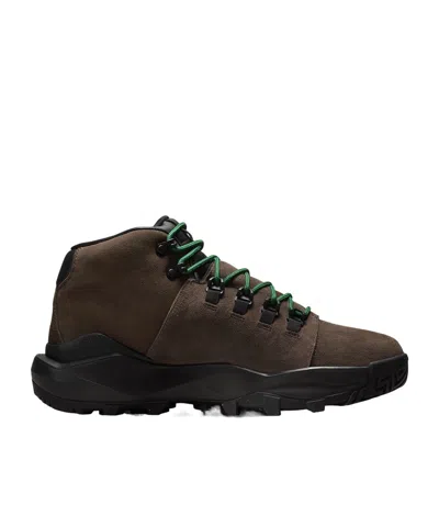 Nike Lacing Hiking Boots In Black