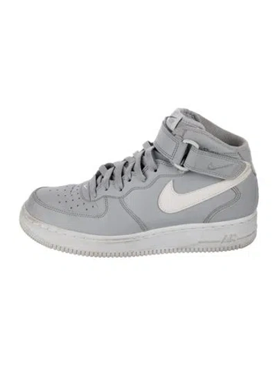 Pre-owned Nike Leather Athletic Sneakers In Grey/white
