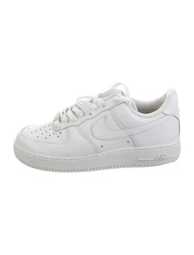 Pre-owned Nike Leather Athletic Sneakers In White