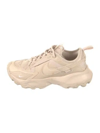 Pre-owned Nike Leather Chunky Sneakers In Neutral