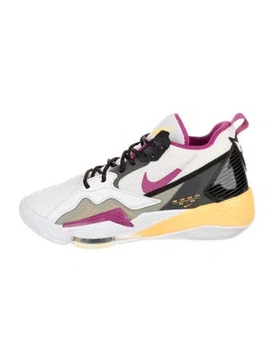 Pre-owned Nike Leather Printed Sneakers In White