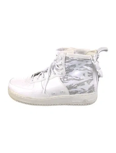 Pre-owned Nike Leather Printed Sneakers In White