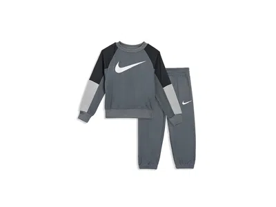 Nike Kids' Lifestyle Essentials Crew Set (toddler) Boy's Workout Smoke Grey: 2 Toddler One Size In Blue