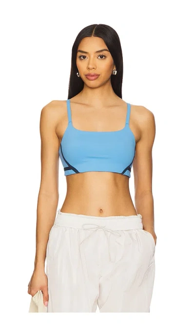 Nike Light-support Lightly Lined Sports Bra In University Blue & Black