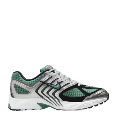 Nike Lightweight And Comfortable Sneakers In Multi