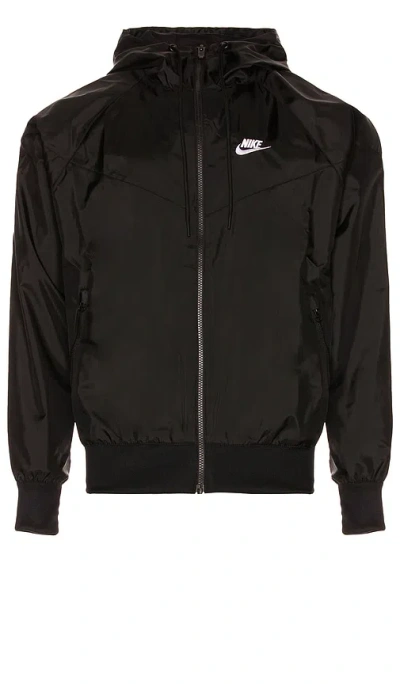 Nike Lnd Wr Hd Jacket In Black & White