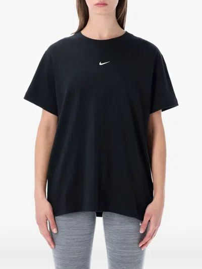 Nike Logo Classic T-shirt In Black