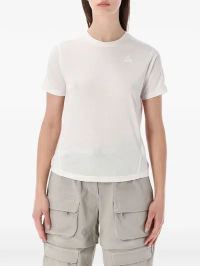 Nike Logo T-shirt In White