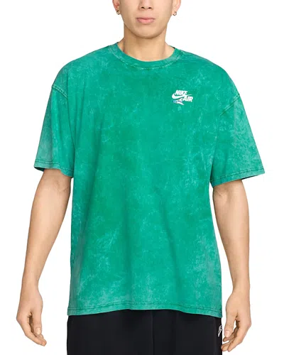 Nike Logo Tee In Green