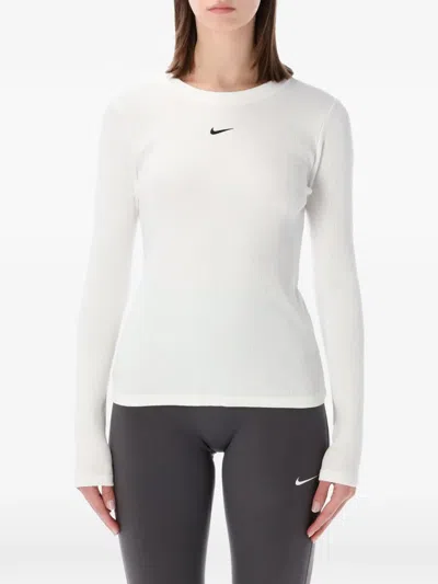 Nike Long-sleeve T-shirt In White