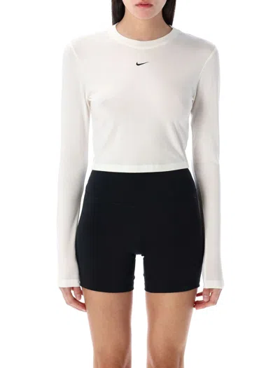 Nike Long Sleeves Cropped Top In White