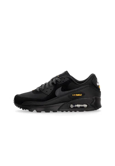 Nike Air Max 90 Sneaker In Black