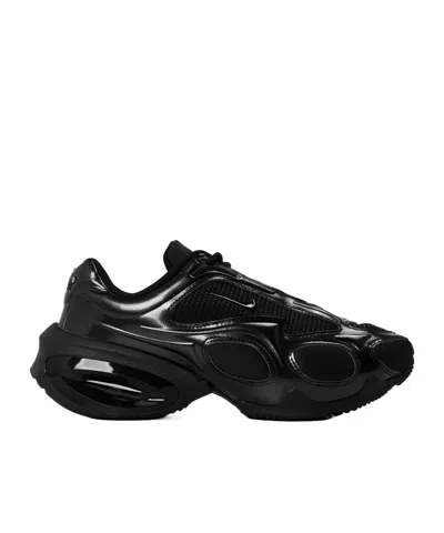Nike Lowtop Laceup Sneaker In Black