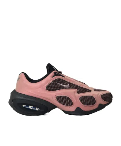 Nike Lowtop Laceup Sneaker In Black