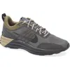 Nike Lunar Roam Sneaker In Gray