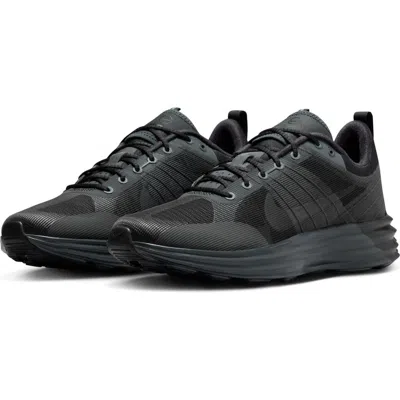 Nike Lunar Roam Sneakers In Black