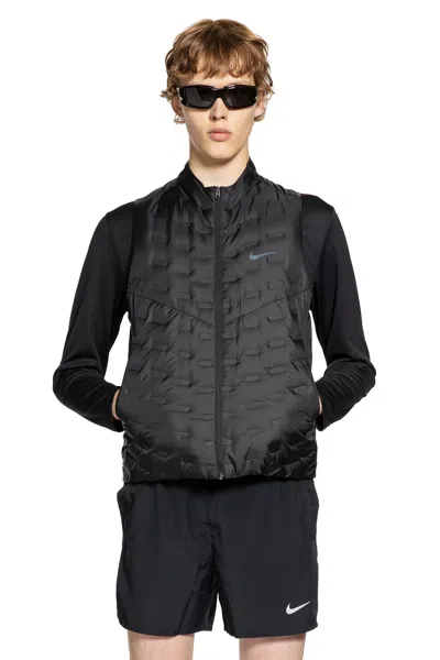 Nike Man Black Vests
