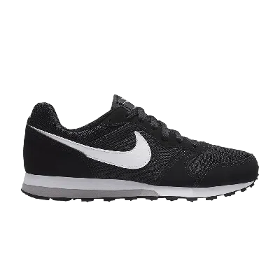 Pre-owned Nike Md Runner 2 Gs 'black White'