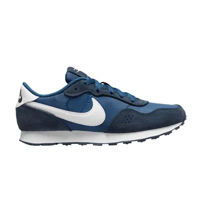 Pre-owned Nike Md Valiant Gs 'marina' | Blue | Kid's Size 7