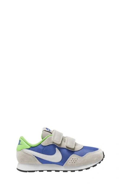 Nike Md Valiant Sneaker In Phantom/white/lime