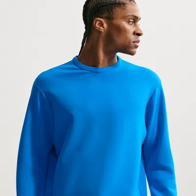 Nike Men's 24.7 Impossiblysoft Dri-fit Crew In Blue
