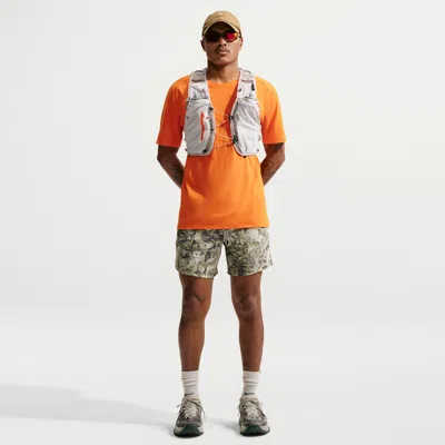 Nike Men's  Acg "chamo Camo" 6" Brief-lined Trail Running Shorts In Green
