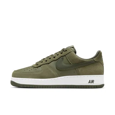 Nike Men's Air Force 1 '07 Lv8 Shoes In Green
