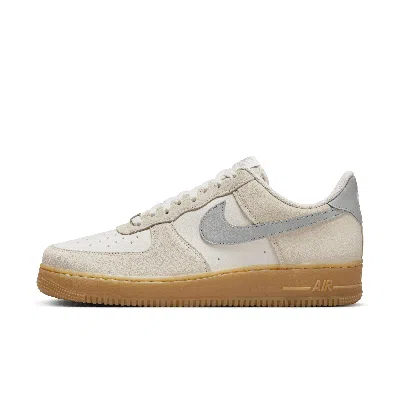 Nike Men's Air Force 1 '07 Lv8 Shoes In Phantom/gum Yellow/summit White/light Smoke Grey In Phantom/ Light Grey/ Yellow