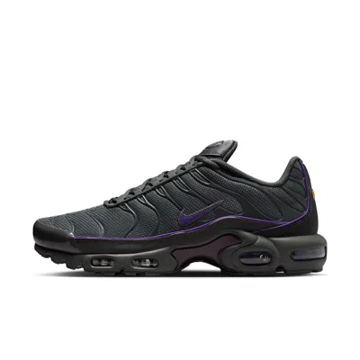 Nike Men's Air Max Plus Og Shoes With Reflective Accents In Gray