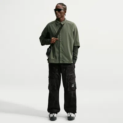 Nike Men's Air Woven All-over Print Cargo Pants In Black