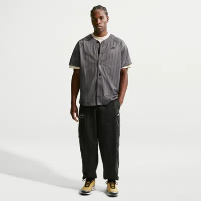 Nike Men's Air Woven Pants In Gray