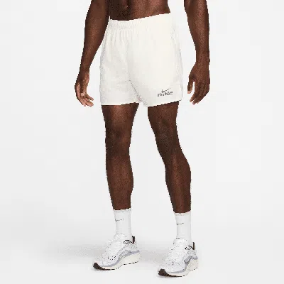 Nike Men's Challenger Flash Dri-fit 5" Brief-lined Running Shorts In White