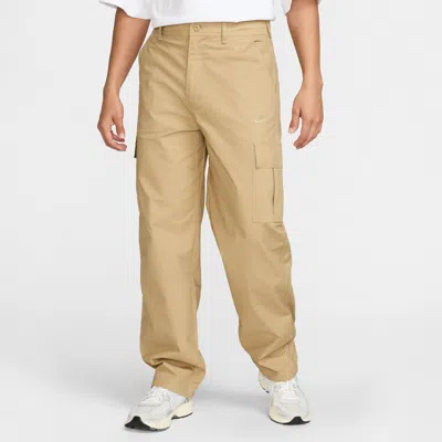 Nike Men's Club Cargo Pants In Brown
