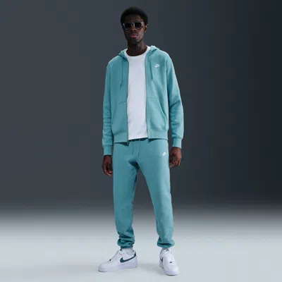 Nike Men's Club Cuffed Brushed Fleece Pants In Blue