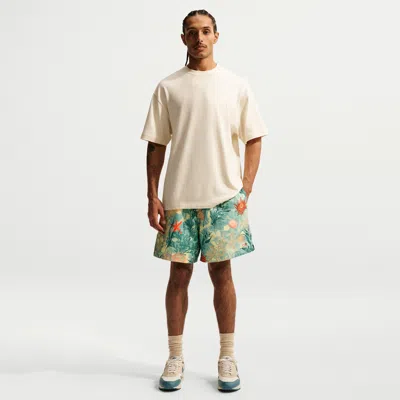 Nike Men's Club Flow Shorts In Green