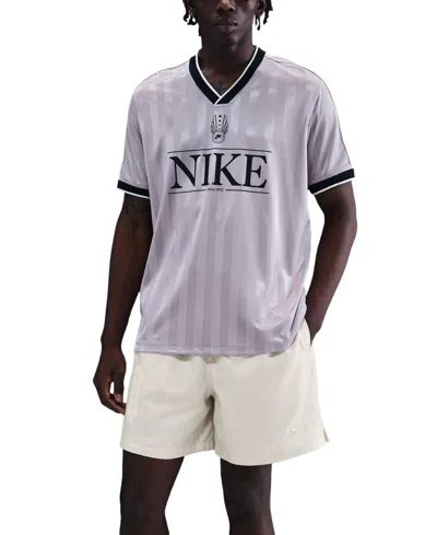Nike Men's Club Flow Standard-fit 6" Shorts In Blue