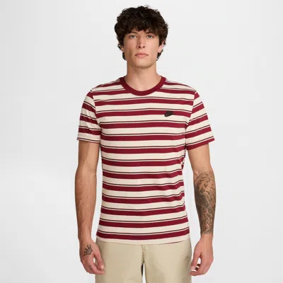 Nike Men's Club T-shirt In Red