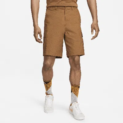 Nike Men's Club Woven Cargo Shorts In Brown