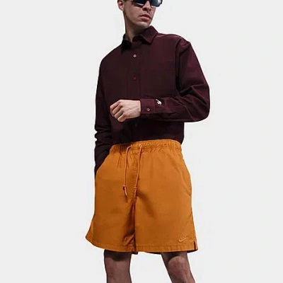 Nike Men's Club Woven Flow Shorts
