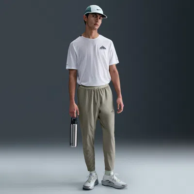 Nike Men's Dawn Range Dri-fit Running Pants In Green