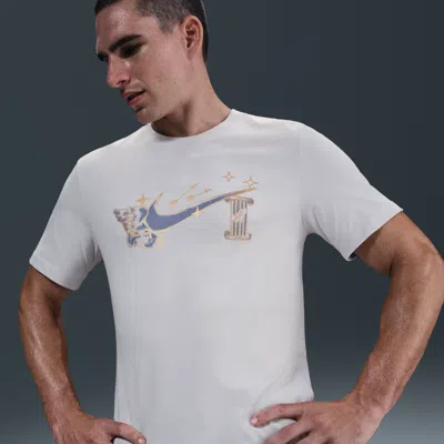 Nike Men's Dri-fit Running T-shirt In Gray