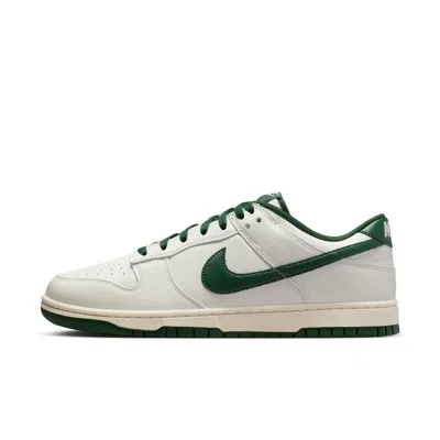 Nike Dunk Low Retro Sneakers In White
