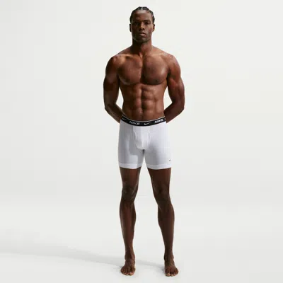 Nike Men's Essential Cotton Stretch Boxer Briefs (3-pack) In White
