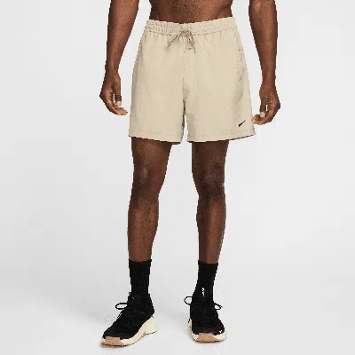 Nike Men's Form Dri-fit 5" Unlined Versatile Shorts In Brown