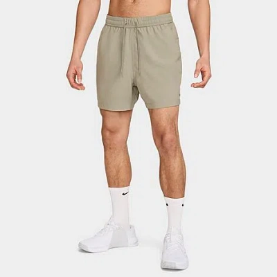 Nike Men's Form Dri-fit Unlined 5" Versatile Shorts