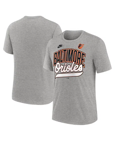 NIKE MEN'S HEATHER GRAY BALTIMORE ORIOLES COOPERSTOWN COLLECTION RETRO TRI-BLEND T-SHIRT
