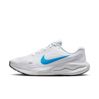 Nike Men's Journey Run Road Running Shoes In White