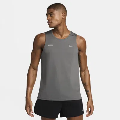 Nike Men's Miler Flash Running Tank Top In Grey