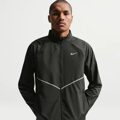 Nike Men's Miler Repel Uv Protection Running Jacket In Black